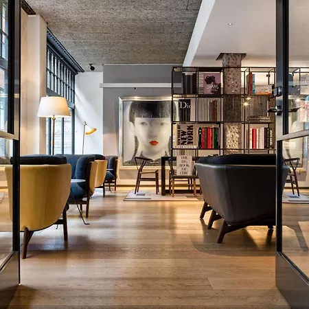 Radisson Blu Hotel, London Mercer Street-3